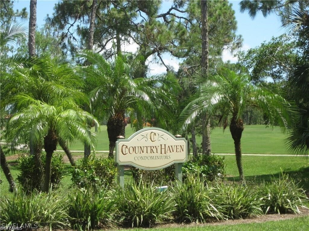 Foto principal - 7300 St Ives Way