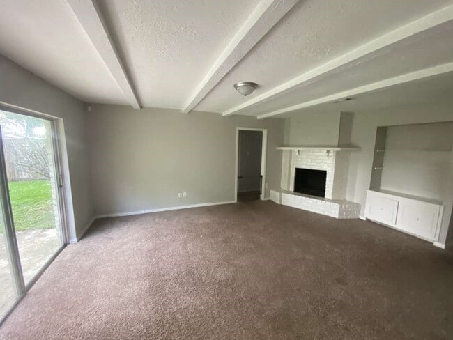 Building Photo - 16631 Blackhawk Blvd