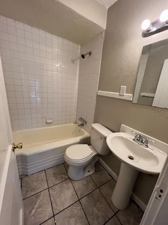 Foto del edificio - Move-In Ready 2-Bedroom Memphis Home – Limited Time Offer