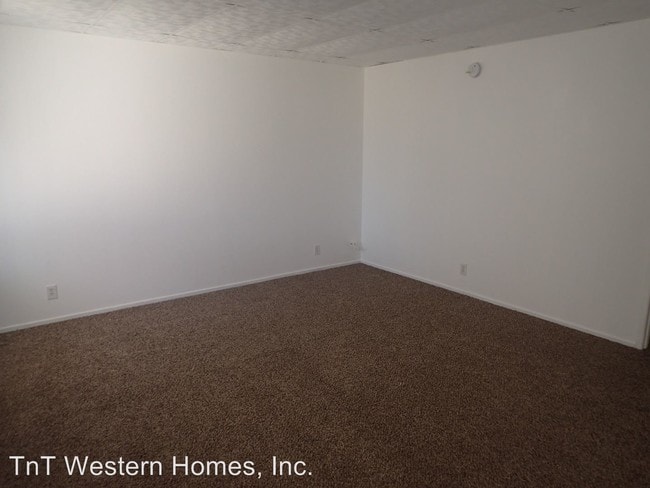 Foto del edificio - 3 br, 1 bath House - 6521 Valley Ave