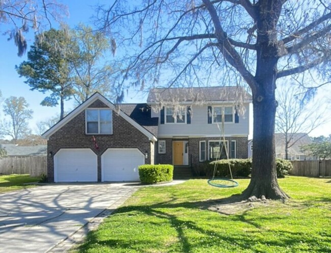 Foto del edificio - Archdale 4 bed / 2.5 bath