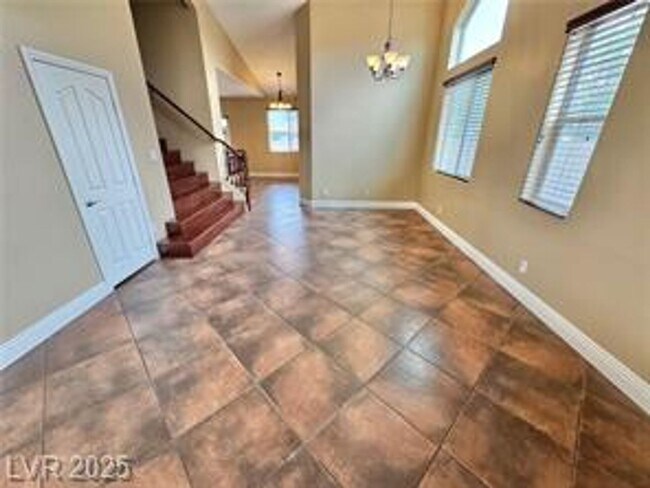 Foto del edificio - DON’T MISS OUT ON THIS BEAUTIFUL 4-BEDROOM...