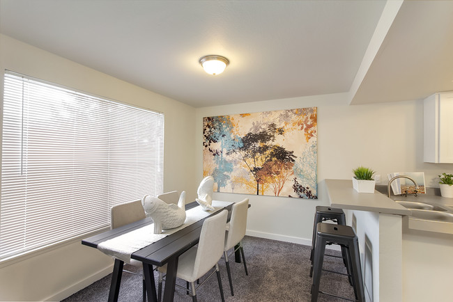 Dining Area - Ainsworth Court