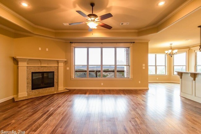 Building Photo - 15 Crestview Ct