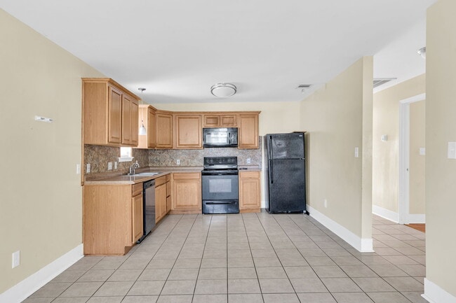 Building Photo - 5151 St Anthony Ave