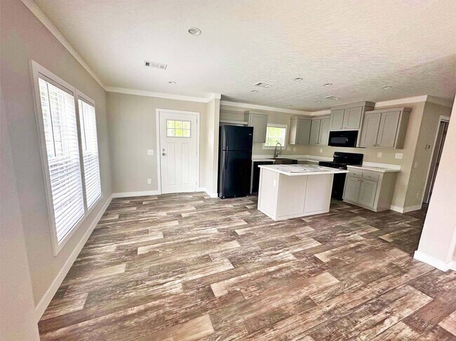 Foto del edificio - 8975 W Halls River Rd
