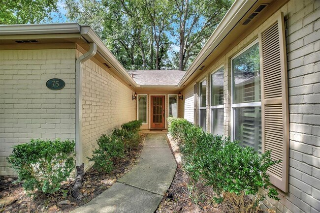 Building Photo - 75 Wood Hollow Dr