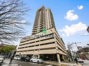 Building Photo - 2201 3rd Ave