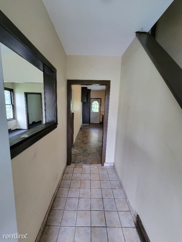 Building Photo - 3 br, 2 bath House - 1312 Whitney Ave