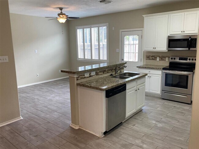 Foto del edificio - 25211 Bentley Glen Ln