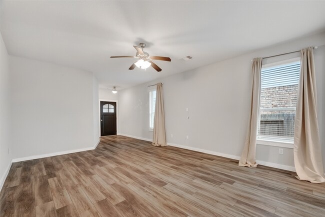 Building Photo - 12322 Upper Mar Dr