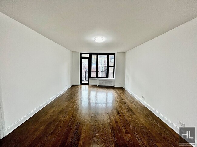 Foto del edificio - EAST 35 STREET