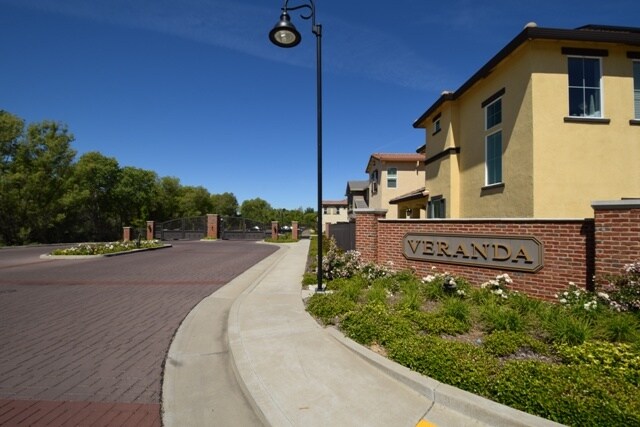 Foto del edificio - 1109 Veranda Ct