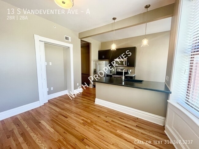 Building Photo - 13 S Vandeventer Ave