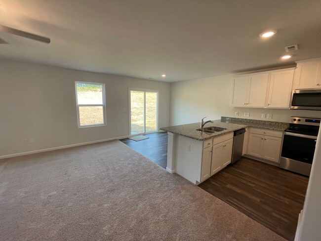 Building Photo - Beautiful new construction home with 3 Bed...