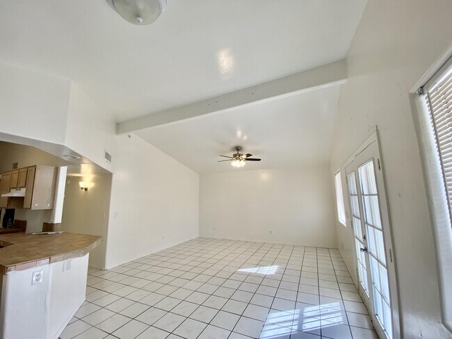 Building Photo - 1259 S Camino Del Sierra