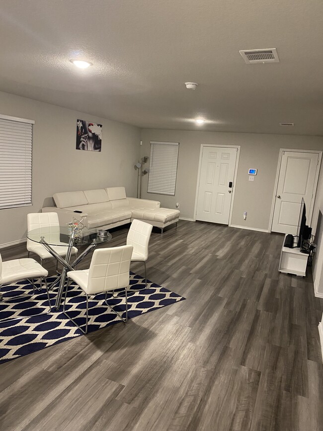 Building Photo - 6526 Augustus Magee