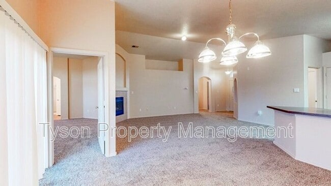 Foto del edificio - 9005 Hidden Spring Ave SW