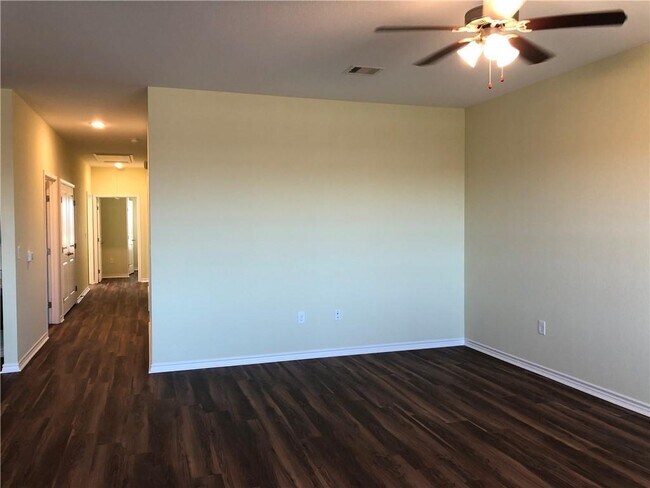 Building Photo - 15933 Palmira Ave
