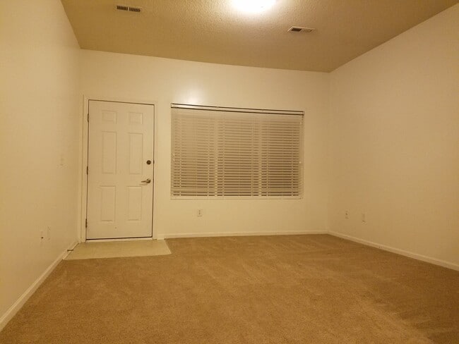Foto del edificio - 1151 NE 7th Ln