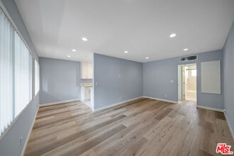 Building Photo - 1116 San Rafael Ave