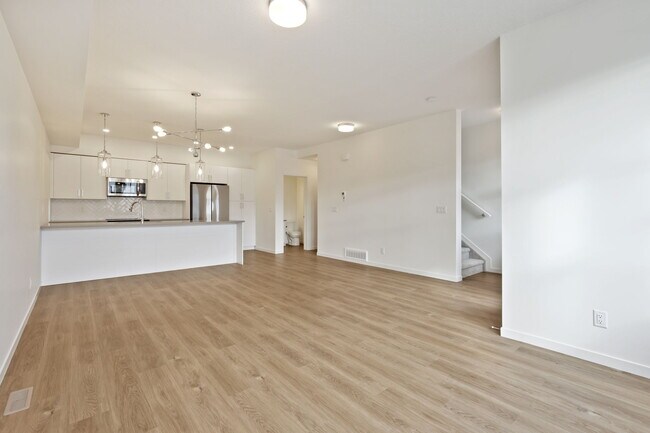 Building Photo - 61 S Pt Mnr SW