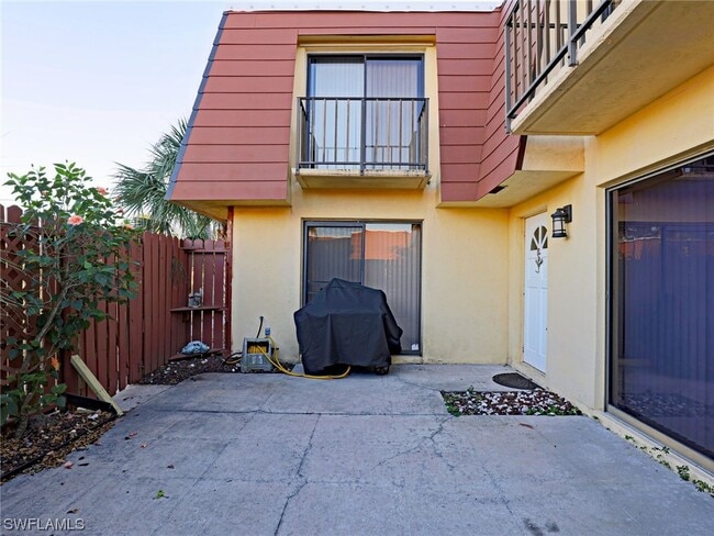 Building Photo - 1532 Park Meadows Dr