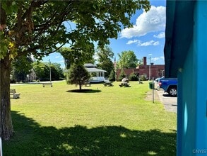 Building Photo - 2117 Main St Building Photo - 2117 Main St