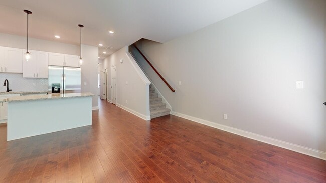 Foto del edificio - New Construction Townhome for Rent in Fore...
