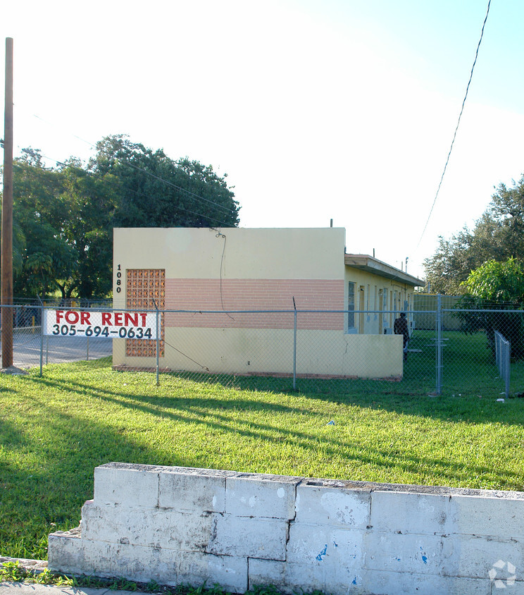 Building Photo - 1080 NW 79th St