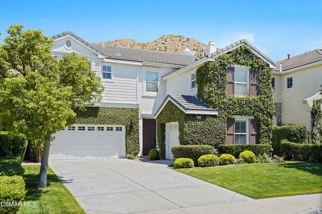 Building Photo - 6077 Mandeville Pl