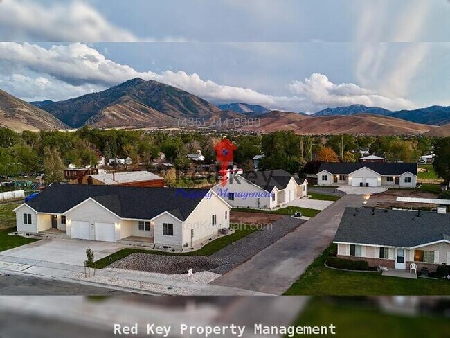 Foto del edificio - 600 N Duplex NEW