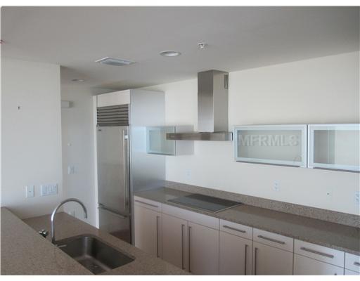 Foto del edificio - LUXURY 2 Bedroom / 2.5 Bathroom Downtown H...