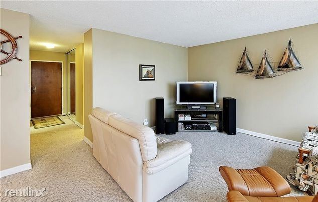 Building Photo - 2 br, 2 bath - 2100 3rd Ave Apt 2305