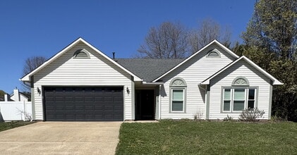 Building Photo - 1013 Thorncrest Dr