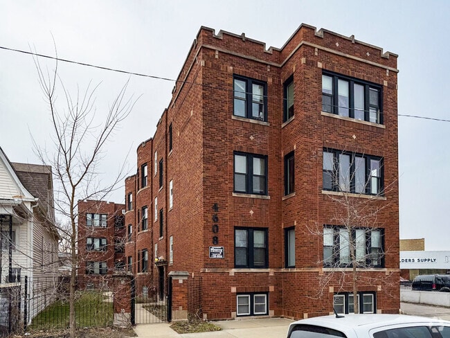 Building Photo - 4608 N Kildare Ave