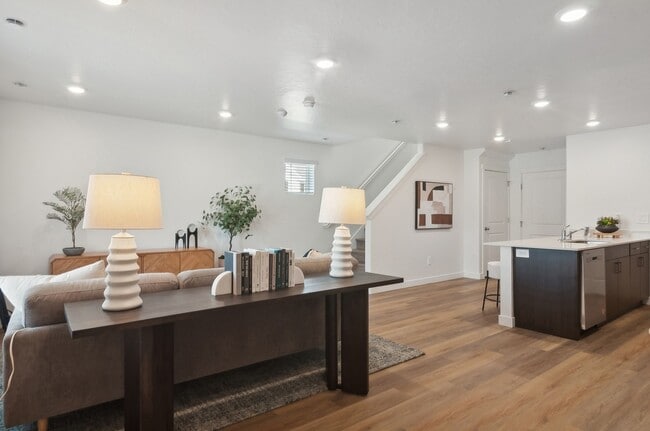 Living Room | Little Valley Luxury Townhomes - Little Valley Townhomes