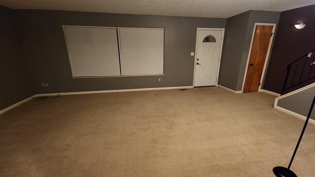 Foto del edificio - 3408 Baltimore Ave