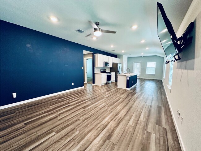 Foto del edificio - 1118 Amistad Lp