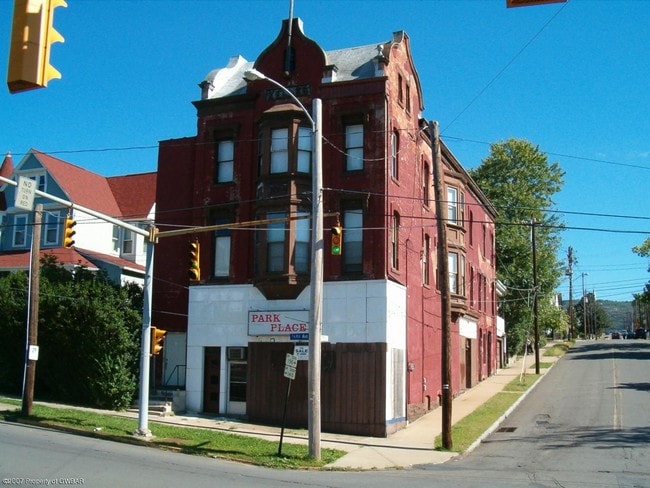 Building Photo - Park Place