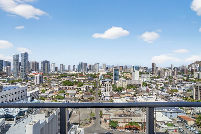 Foto del edificio - 1515 Liona St