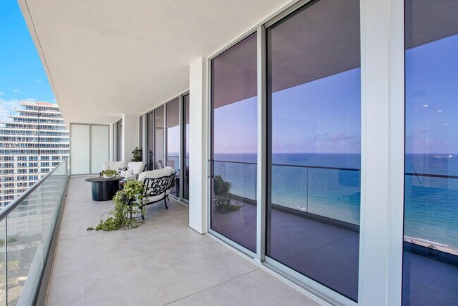 Foto del edificio - 153 N Seabreeze Blvd