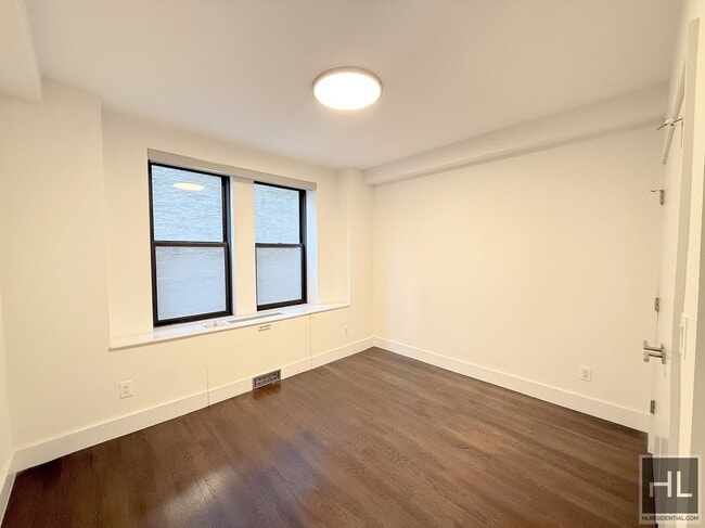 Building Photo - RENT STABILIZED | 2 BED 2BATH | 1036 SQFT | WEST END AVENUE