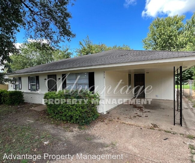 Building Photo - 3 br, 2 bath House - 308 Summerwood Dr.