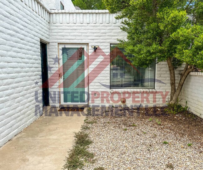 Building Photo - Furnished 3 bedroom 2 bath home in Carlsba...