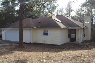 Building Photo - 305 Ashley Dr