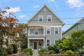 Building Photo - 597 Angell St