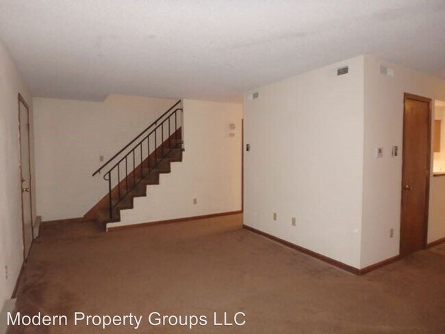 Building Photo - 3305-3307 Belle Meade Dr
