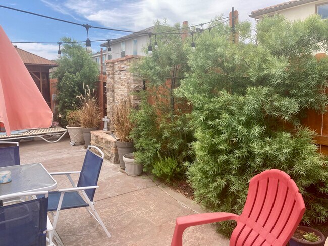 Foto del edificio - 3213 Showcase Way