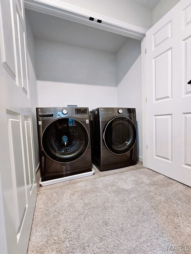 Foto del edificio - 367 Newbridge Wy